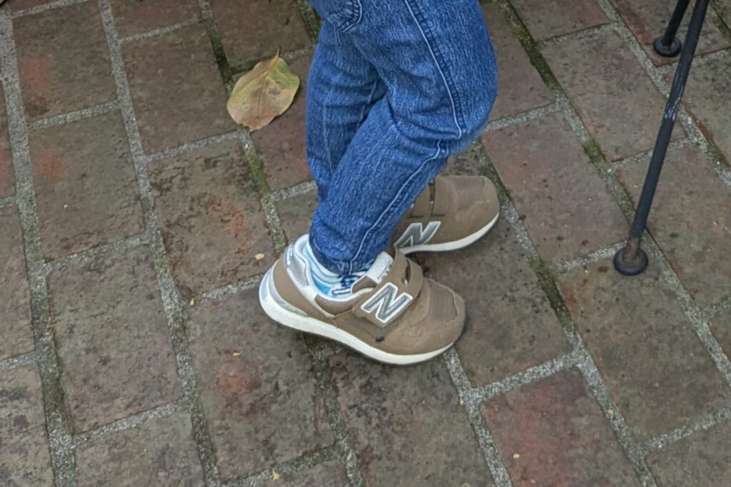 ニューバランス313